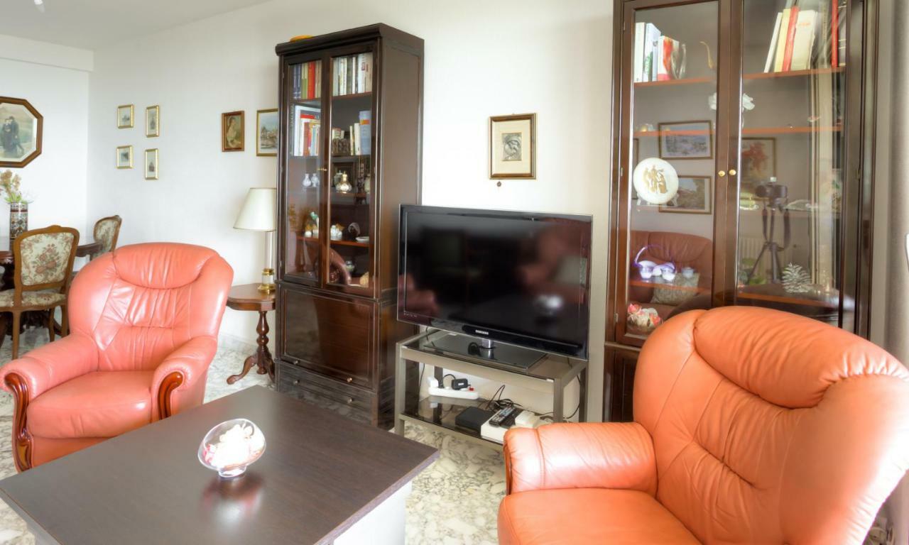 Confortable 3 Pieces Avec Superbe Vue Mer Nice Exterior photo